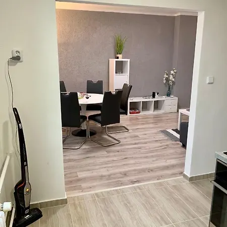 Appartement V Blizkosti Centra Klášterec nad Ohří