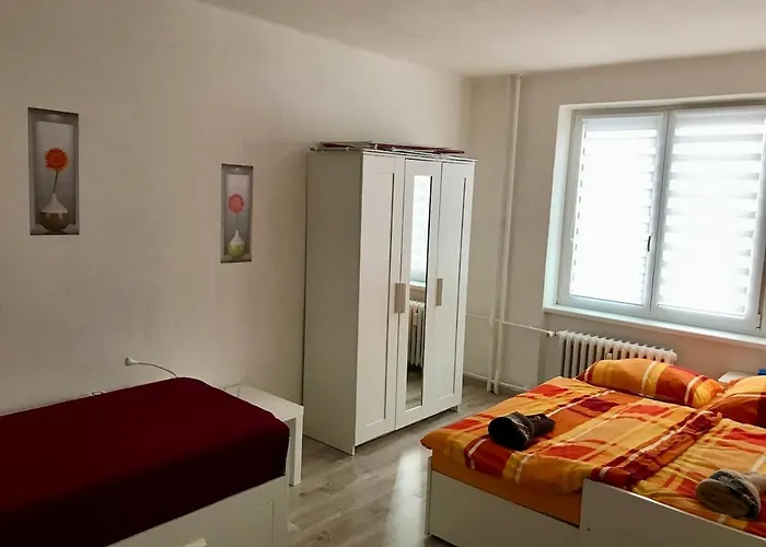 V Blizkosti Centra Apartment Klasterec nad Ohri